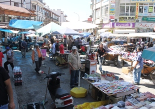 Çarşıda bayram yoğunluğu