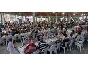 Çukurova’da Son İftar Yurt Mahallesi’nde Yapıldı