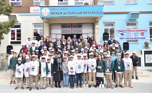 Alparslan Ortaokulu’nda  Bilim Fuarı Proje Sergisi