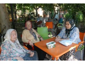 Bu Bayram Onlara Da Bayram Olsun