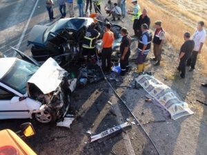 Yozgat'ta Trafik Kazası:2 Ölü, 5 Yaralı