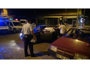 Uşak'ta 100 Polis Uygulama Yaptı