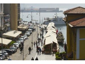 İzmir Pasaport Sahiline Yeni Düzenleme