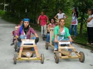 Rize'de 'Laziralli' Rüzgarı