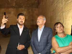 Kılıçdaroğlu, Cami İmamının Sesine Hayran Kaldı