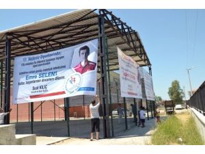 Akdeniz Oyunları’nın Başarılı Sporcularına Bakan’dan Afişli Kutlama