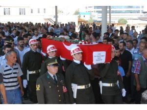 Arkadaşının Kurşunuyla Öldüğü İddia Edilen Askerin Ailesi Şüphe Taşıyor