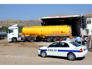 Akaryakıt Tankerinde Patlama: 1 Yaralı