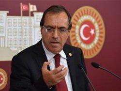 CHP'li Atilla Kart'tan başörtülü vekil çıkışı