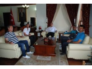 Teknik Direktörlerden Vali Özçimen’e Ziyaret