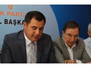 Ak Parti Uşak İl Teşkilatından Kuruluş Kutlaması