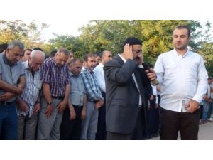 Cuntacıların Saldırısında Ölen Mısırlılar İçin Gıyabi Cenaze Namazı Kılındı