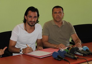 Hasan Kabze 1 yıllık imzaladı
