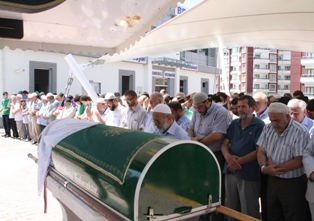Müzeyyen Bezirci hayatını kaybetti