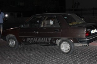 Otomobilinde ölü bulundu