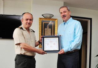 KTB'ye Tuğgeneral Karakoç'tan veda ziyareti