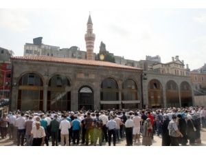 Trabzonlular, Mısır’da Katledilenler İçin Gıyabi Cenaze Namazı Kıldı