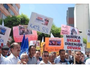 Mısır'da Katledilenler İçin İskenderun'da Gıyabi Cenaze Namazı Kılındı