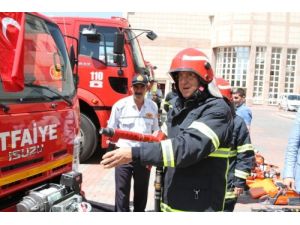 Gaziantep'te İtfaiye Yeni Araçlarla Güçlendi