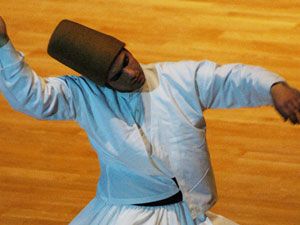 İslamofobinin panzehiri Mevlana