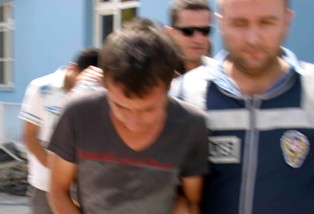 Yardım kutusunu çalan hırsız yakalandı