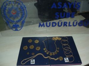 Çanakkale'de Hırsızlar Çaldıkları Altınlarla Yakalandı
