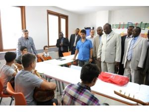 Sudanlı Belediye Başkanlarından Bağcılar'a Övgü