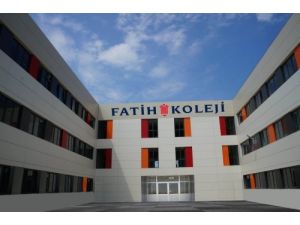 Son Teknolojiyle Yapılan Sakarya Fatih Koleji Eğitim Başlıyor
