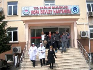 Hopa Devlet Hastanesi Hizmette Sınır Tanımıyor