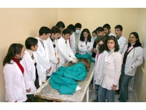 Cumhuriyet Üniversitesi Tıp Fakültesi Uluslararası Akredite Aldı