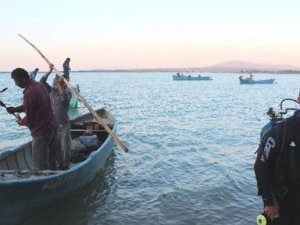 Su Şişesine Uzanamayınca Gölde Kayboldu