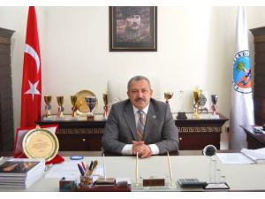 Turhal Belediyesi, Mısır'da Yaşananlar Nedeniyle Festivali Erteledi