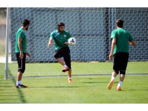 Bursaspor’un Galatasaray Mesaisi Devam Ediyor