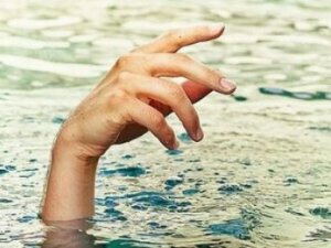 Serinlemek İçin Girdiği Beyşehir Gölü'nde Boğuldu