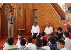 Elazığ Belediyesi 6 Bin Adet Kuran-ı Kerim Dağıttı