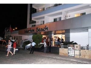 Turist Dolu Otele Gece Yarısı Haciz Geldi