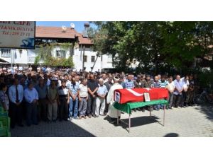 Özel Harekatçı Polis Trafik Kazasında Hayatını Kaybetti