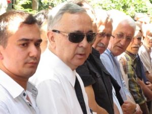 28 Şubat Tutuklusu Özkasnak, Özel İzinle Kardeşinin Cenazesine Katıldı