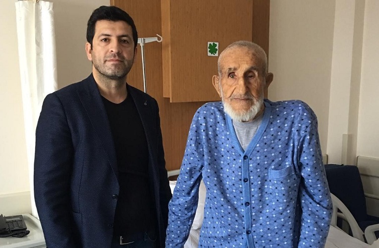 101 yaşındaki hasta kalça ameliyatıyla sağlığına kavuştu