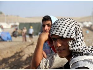 Suriyeli 150 Bin Kürt, Kuzey Irak’a Sığındı