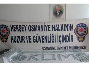 Sahte Paraları Piyasaya Süremeden Yakalandı