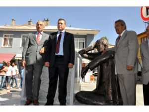 Cemal Süreya'nın Heykeli Memleketi Pülümür'de Açıldı