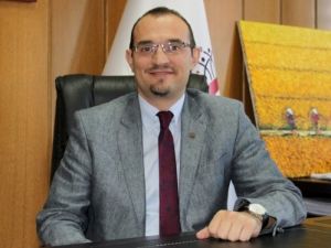 'Piyasada Satılan Diş Beyazlatma Ürünlerine Dikkat'
