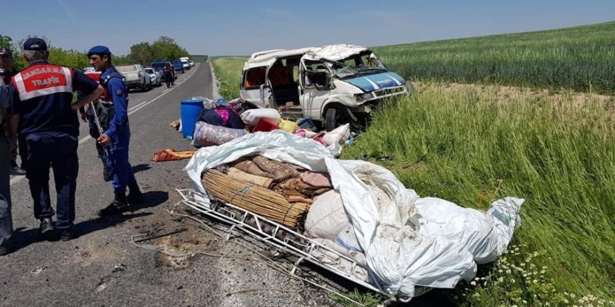 Tarım işçilerini taşıyan minibüs takla attı: 1 ölü, 7 yaralı