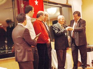 Akören’den buruk veda