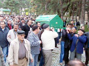 Nevzat Yıldırım dualarla toprağa verildi