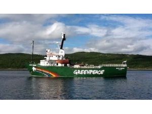 Rusya Greenpeace Gemisine Müdahale Etti