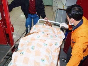 Belde belediye başkanı 1 kişiyi silahla yaraladı