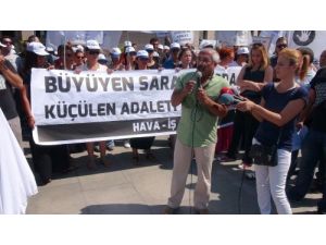 Hava-iş Üyeleri Adliye Önünde Eylem Yaptı