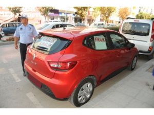 Cadde Kenarlarında Oto Galeriye İzin Yok